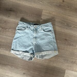 GUESS Light Blue High-Waisted Jean Shorts Size 27